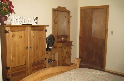 Red River Apartment | Gorgeous Mountain Views in Downtown Red River