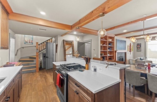 Moscow Condo | Gorgeous NEW Trapp Villa: Mountain View, Pool&More