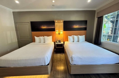Granada Hills North Hotel | Granada Inn