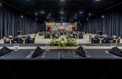 Williston Hotel | Grand Williston Hotel and Conference Center