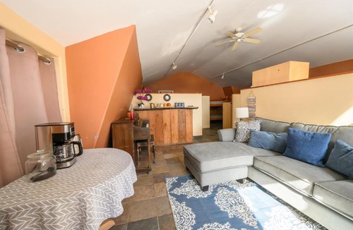 Pauma Valley House | Group Bunkhouse Sleeps 12 Mountain Views