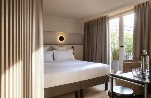 10th Arrondissement Hotel | HÔTEL ESTÉ