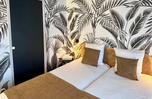 Saint-Lo Hotel | Hôtel Le Pavillon de Saint-Lô