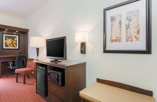Urbana Hotel | Hampton Inn Champaign/Urbana