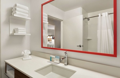 Blue Springs Hotel | Hampton Inn Kansas City/Blue Springs