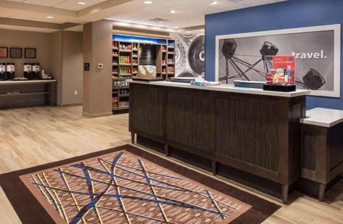 Redmond Hotel | Hampton Inn & Suites Seattle/Redmond Wa