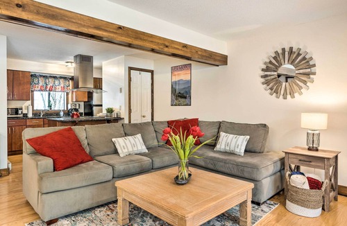 West Hartford House | Hartford Escape w/Fire Pit ~ 3 Mi to Ski & Golf!
