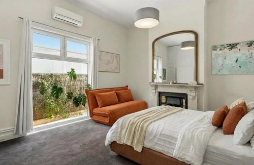 Henley Beach House | Henley Beachfront Home + Sauna, 200m From Square!