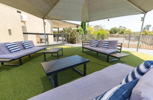 Highfields Hotel | Highfields Motel Toowoomba