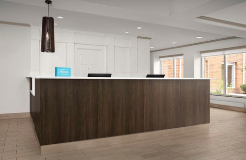South Barrington Hotel | Hilton Garden Inn Hoffman Estates
