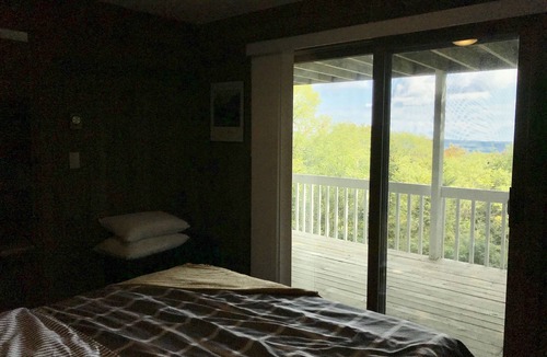 Wilmington House | Home with an incredible view of the valley and close to Mount Snow!
