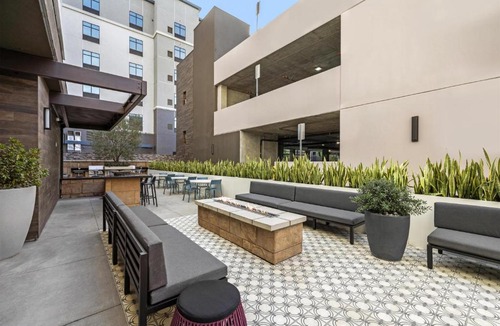 Downtown Riverside Hotel | Home2 Suites by Hilton Riverside Downtown Convention Center