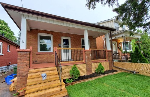 Hamilton House | House - Bungalow