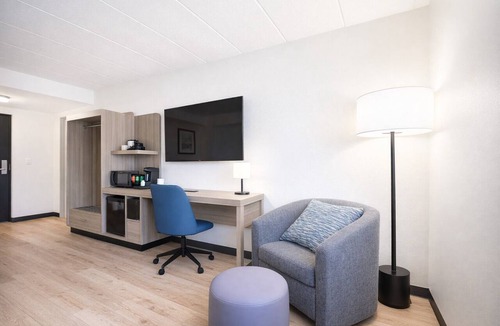 Essington Hotel | Hyatt Select Philadelphia Airport