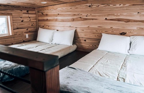 Mesa Cabin | Impressive Tiny House Rental for Great Mountain Getaways in Colorado