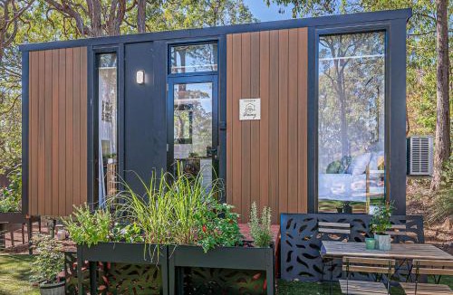 Bedfordale House | Jarrah Valley Escape by Tiny Away