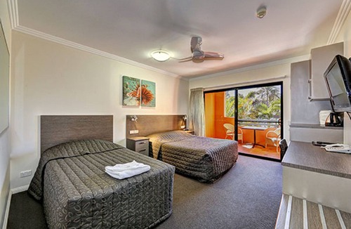 Bargara Hotel | Kacys Bargara Beach Motel