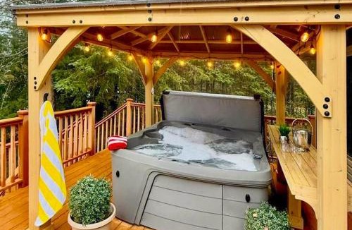 Eagle River House | Kape Eagle Lodge
