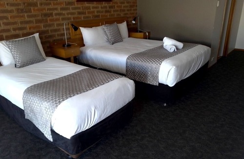 Kerang Hotel | Kerang Motel