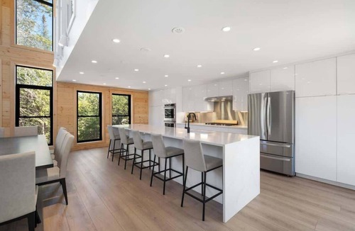 Calabogie Cottage | Killarney Point Lake House