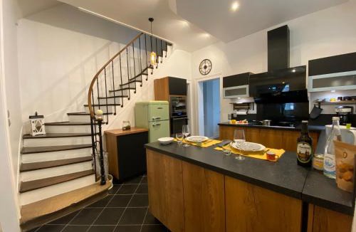 Chartres Apartment | L Interlude