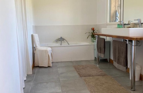 Les Iffs Bed & Breakfast | La Chambre de Claire