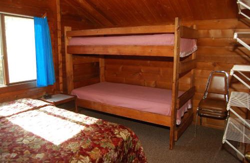 La Conner Resort | La Conner Camping Resort Cabin 15