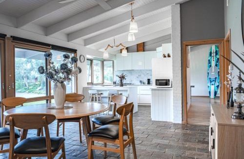 Patterson Lakes House | Lakefront 4 BR house at Patterson Lake WIFIBBQ