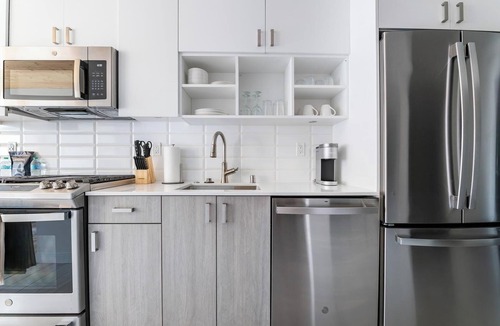 East Town Apartment | Landing | Incredible 1BD, Game Room, Gym