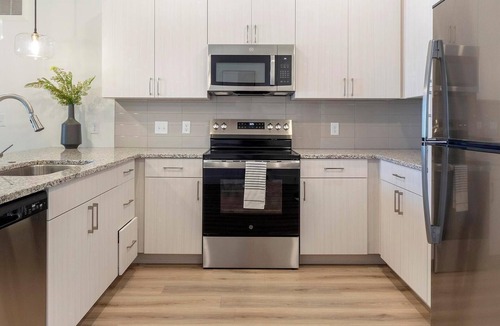Firestone Apartment | Landing | Incredible 1BD, Gym, Clubhouse