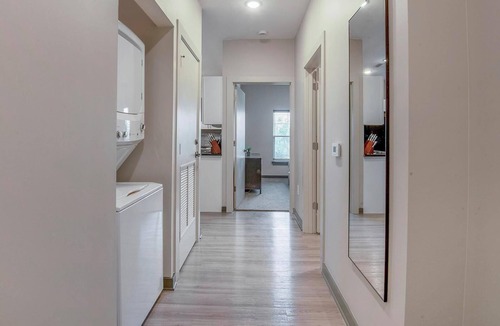 Pinch District Apartment | Landing | Incredible 2BD, Pool, Yoga Studio