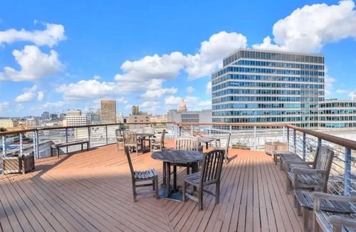 Civic District Condo | Large 2 Bedroom Modern Downtown, Walkable Lake/Capital 6 Month