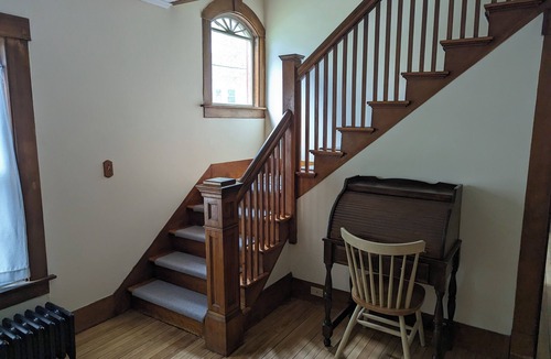 Brattleboro House | Large Sunny Downtown Artisanal Vermont Home w/Porch, Private Chef, and Fire Pit