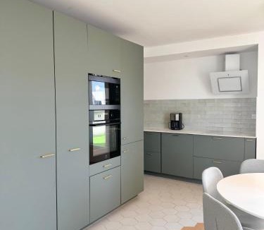Saint-Jacques-de-la-Lande Apartment | Le Duplex Mitterrand, Centre de Saint Jacques
