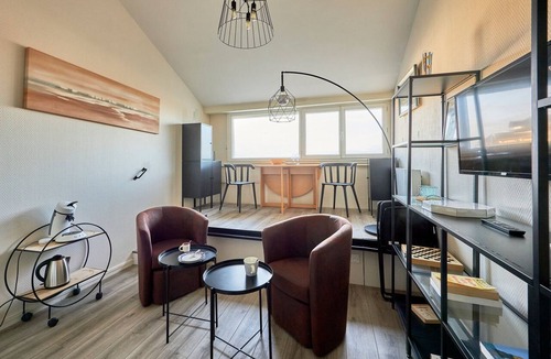 Courseulles-sur-Mer Apartment | Le Répit - Vue port à 200m de la plage