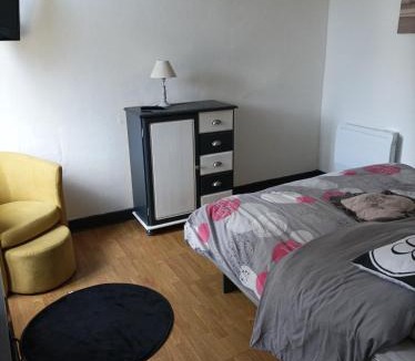 Arromanches-les-Bains Apartment | Le Samwest
