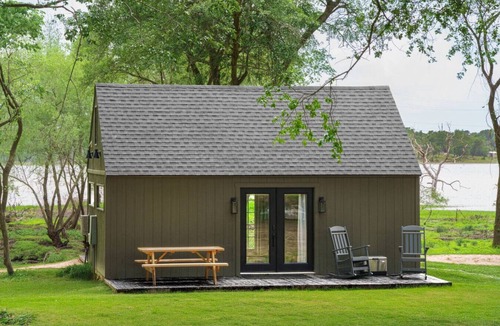 Jewett Cabin | Limestone Fields: 16-Acre Lake Farm Retreat, 10 Cabins, Sleeps 26, Soaking Tubs!