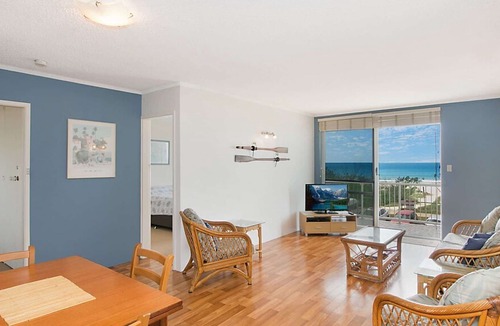 Bilinga Apartment | Longbeach 10 - Bilinga/ North Kirra Beachfront in Bilinga