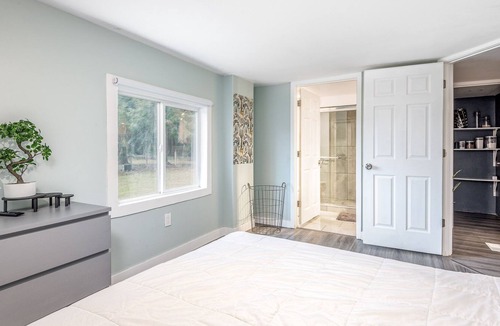 Rochester Other | Lucid Fields 10 Acres with a Stargazing Hot Tub