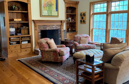West Hartford House | Luxury 5-bedroom house in Quechee near golf and Quechee Club