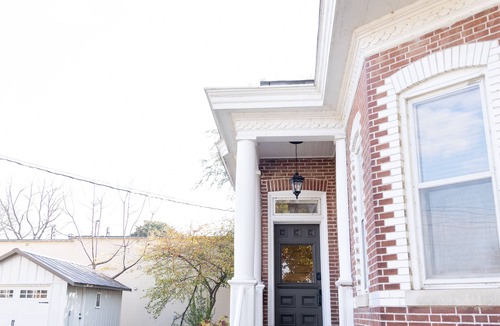 Cape Girardeau Apartment | Luxury Loft Gallery next to Southeast Missouri State River Campus in Downtown CG