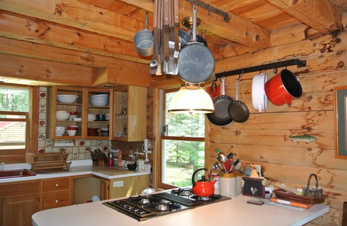 Belmont Cabin | Luxury Log Home,WiFi, Privacy,Pond,stream,waterfall - 10 minutes to Okemo