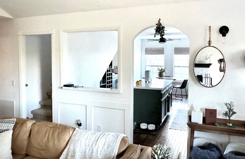 Big Bear City Cabin | Luxury Treehouse Cabin with Jacuzzi and stunning views!