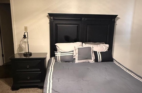 Center House | Macks Place