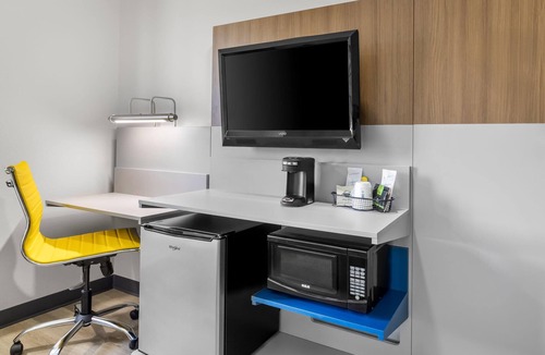 Southside Hotel | Microtel Inn & Suites by Wyndham Prairie du Chien