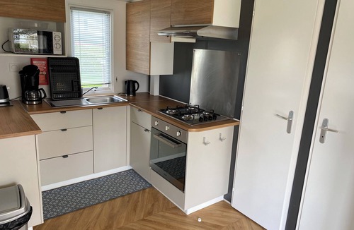 Litteau House | Mobile Home Agréable Situé Dans Camping à 40 mn des Plages du Débarquement