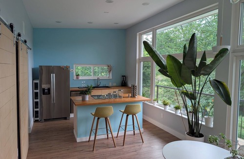 Oak Cliff House | Modern 2BR Loft with GYM - Near Downtown Dallas and Bishop Arts