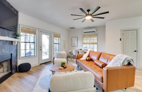 Graford House | Modern Graford Cabin: Walk to Possum Kingdom Lake!