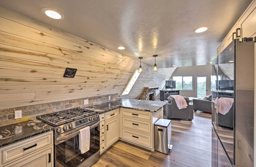 Guffey Cabin | Modern Guffey A-Frame Cabin: Grill, 38 Acres!