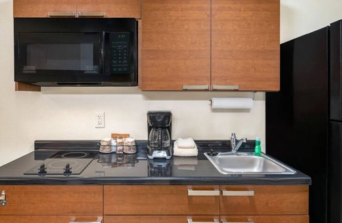 Buena Hotel | Modern Room w/Kitchen & Blackout Curtains – Designed for Great Sleep